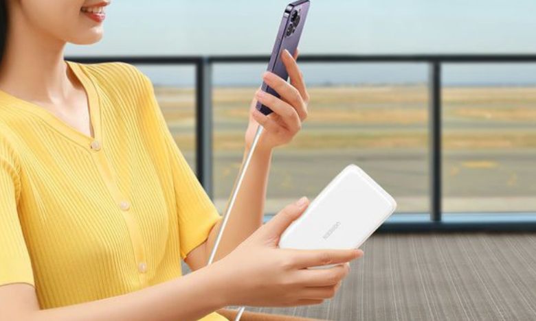 Nên chuẩn bị kèm sạc dự phòng