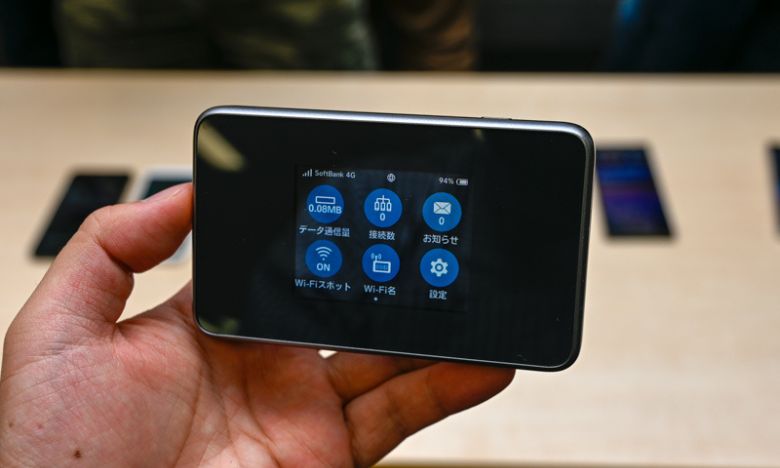 Dùng Pocket Wifi