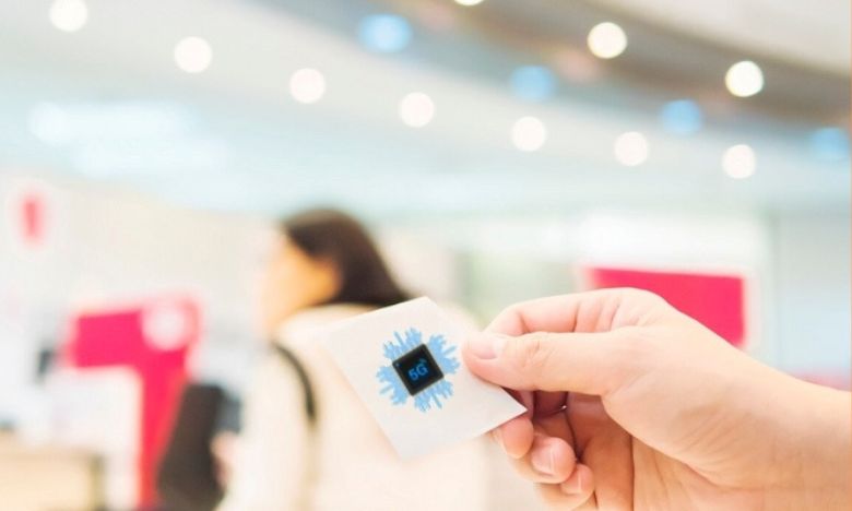 Ở sân bay có bán SIM không?