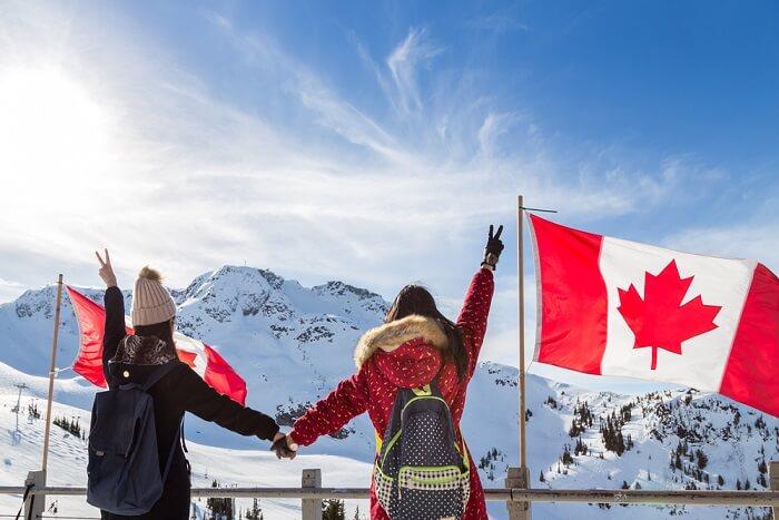 Du khách đến Canada du lịch